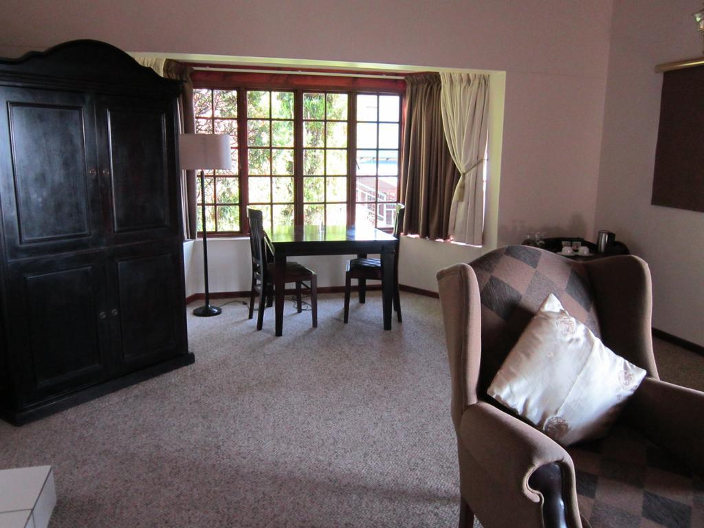 The Highlander Hotel Dullstroom Δωμάτιο φωτογραφία